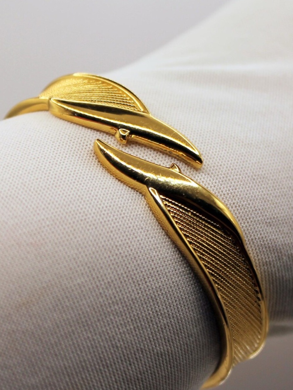 Monet Gold Tone Vintage Bracelet